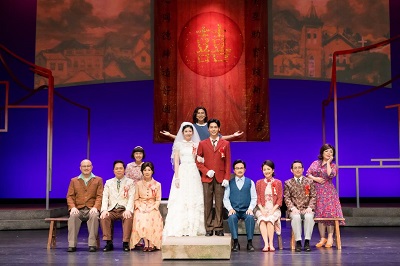 蔡旻佑挑戰張雨生經典角色　李千娜再披婚紗從少女演到少婦 《淡水小鎮》經典再現首演 導演梁志民「盼觀眾看完珍惜當下美好」國父紀念館好評再加演 4月6日正式開賣8